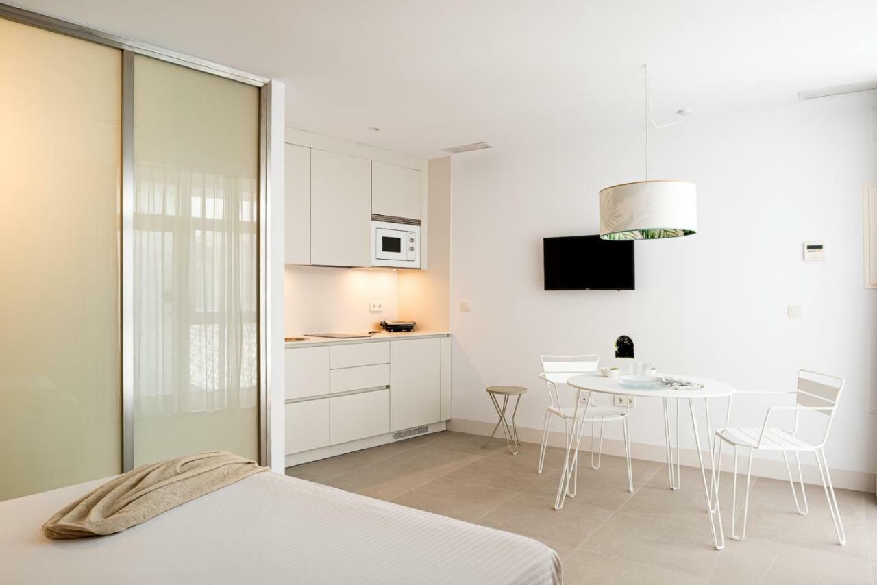 Apartamentos Y Estudios Centricos Conil Home Suite Conil De La Frontera Exterior photo